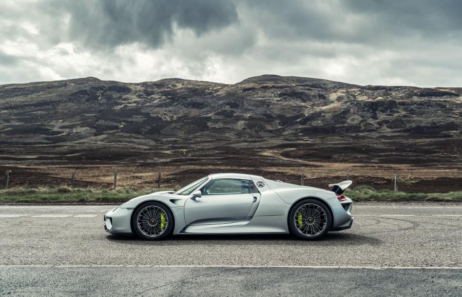  Porsche 918 Spyder 2014 года  (фото 13 из 111)